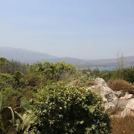 Chalé Garden Studio