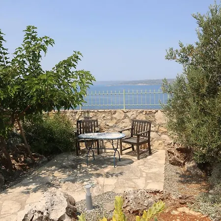 Chalé Garden Studio